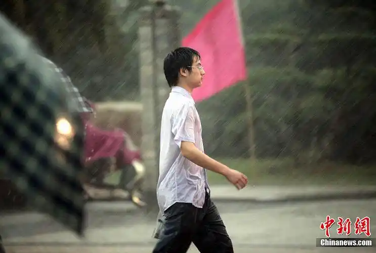 2012高考行将全面结束紧张的弦终于可松了