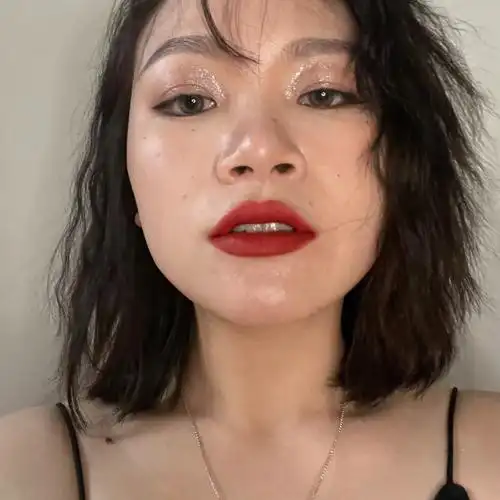 浅撸一个坏女人闪亮亮妆