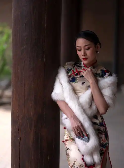 古城夏日旗袍人像 - 美篇