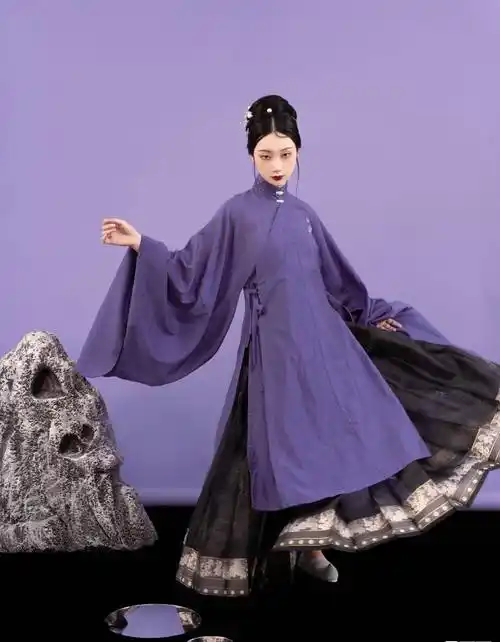 汉服不是绣花越多就越华丽,纯色的款式也很大气,高级感满满_装饰_女子