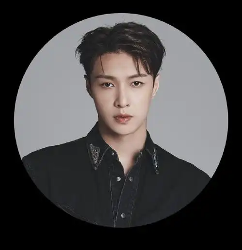 240702 | 工作室xhs更新张艺兴头像,版头一则