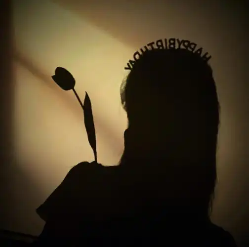 不一样的生日背影照yyds