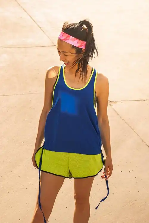 小溪家原创新品背心短裤两件套速干排汗瑜伽跳操跑步健身运动套装