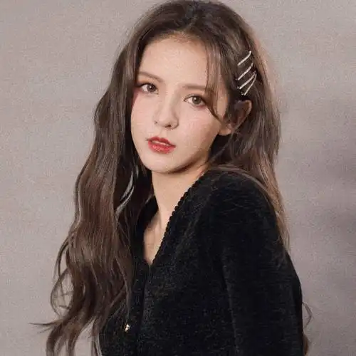 自裁张予曦头像二传标明许晚虞