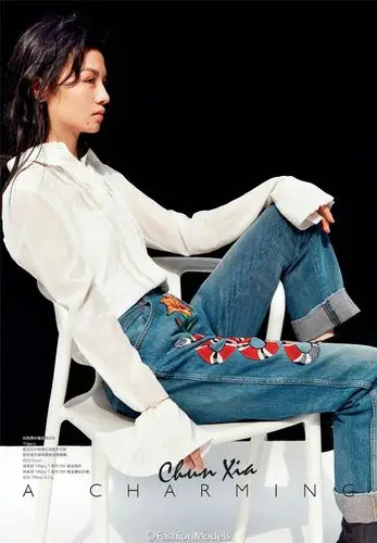 春夏(90后金像影后,妹纸长得很有特色,而且有种香港老牌女演员的气质