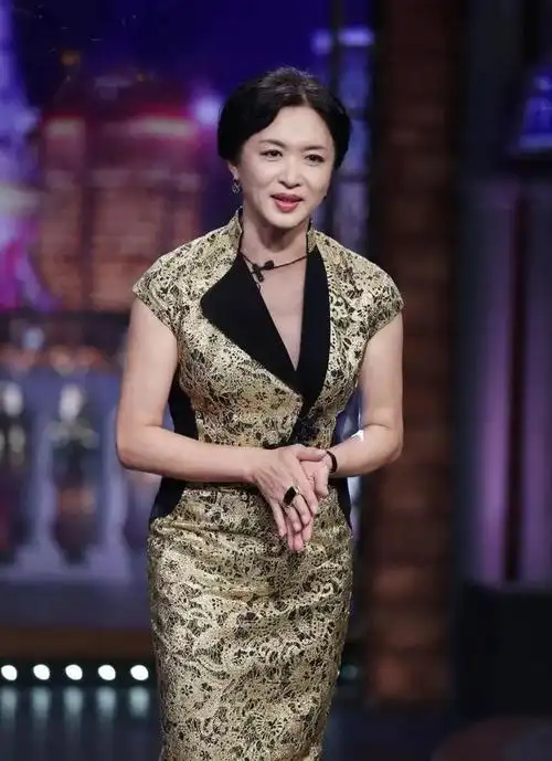 回顾金星被问做完变性手术后和女人在一起洗澡会不会心动