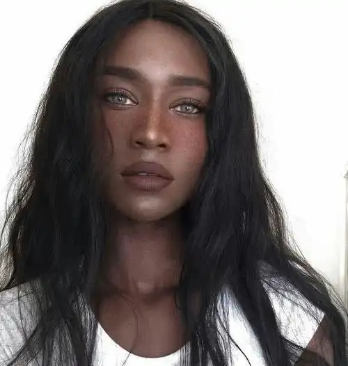 非洲女孩将头发染成白发,没想到效果这么美,网友:果然有颜任性