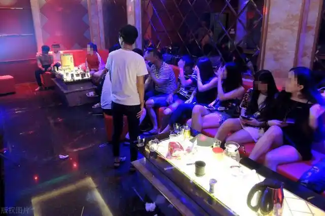 一,ktv陪唱一晚多少钱啊啊?