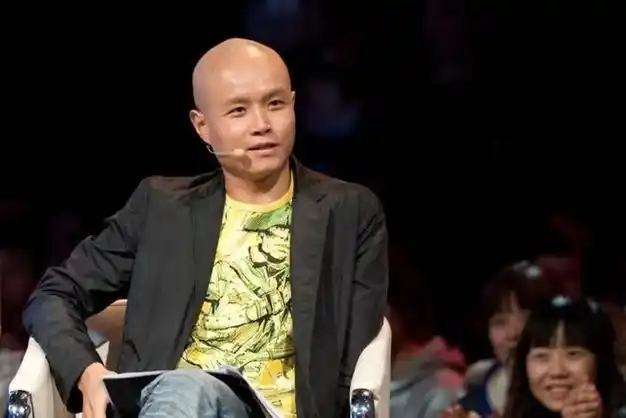 有人直播带货,有人县城商演|综艺|孟非|彭宇|央视主持人_网易订阅