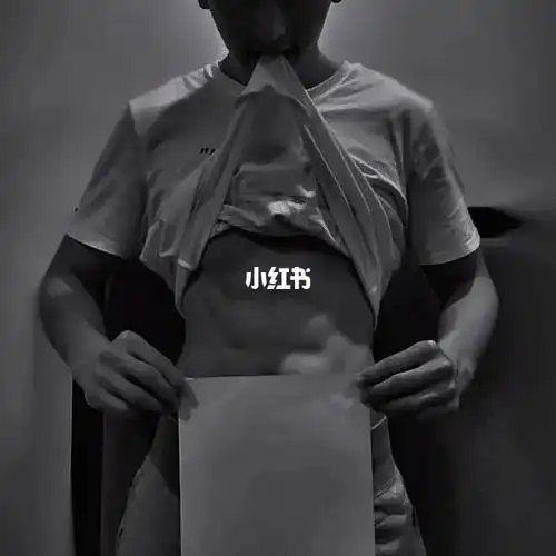 进来看腹肌_腹肌_张哲瀚_宝藏男孩张哲瀚_娱乐_明星娱乐资讯