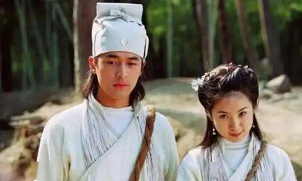 她是胡歌的理想爱人,也是刘烨的欢喜冤家,嫁入豪门后过成这样_林依晨