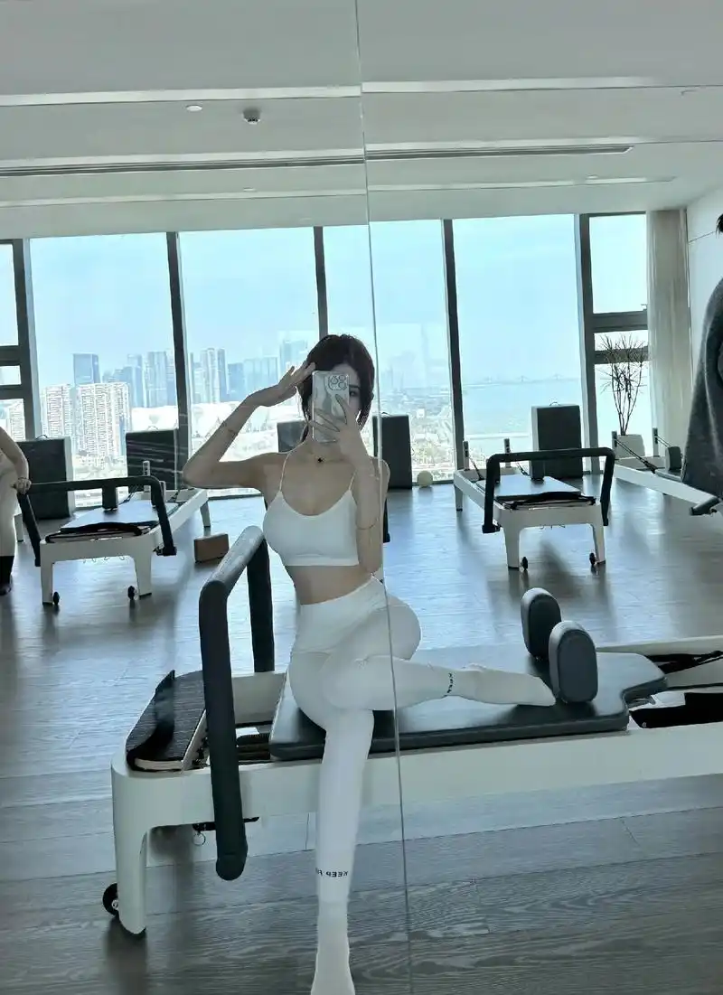 我倒要看看 有多少人 喜欢健身女孩#打造完美身材 #健身女孩 - 抖音