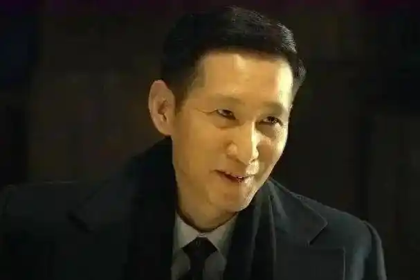 老戏骨王劲松翻车?