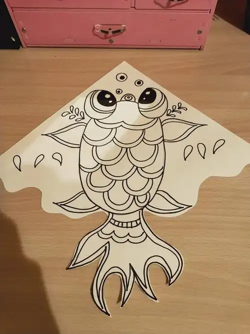 海岩童画微课堂金鱼风筝