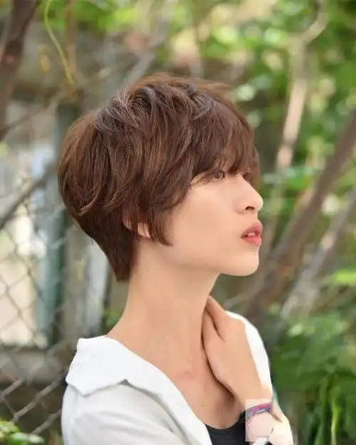 2021年流行什么样短发18款短发造型让你get女神风范