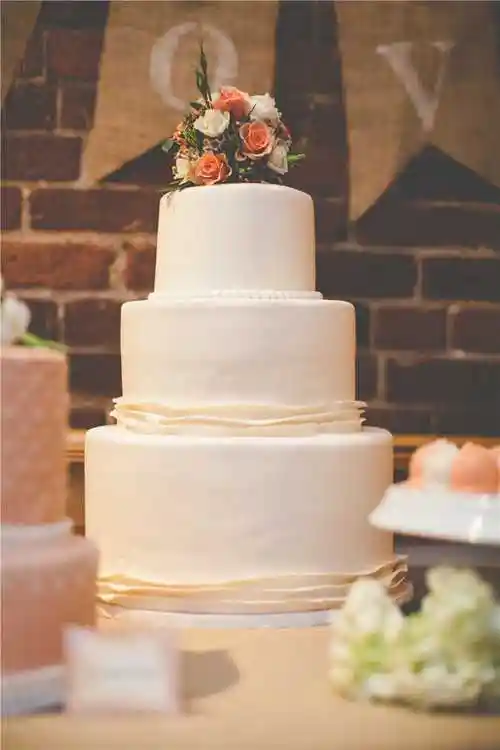 wedding cake