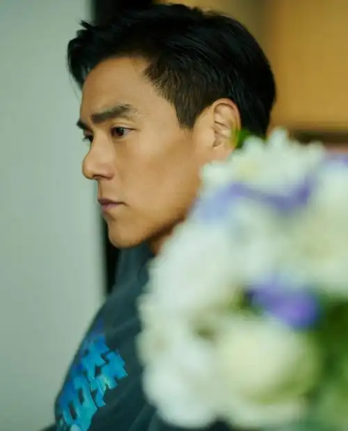 彭于晏超话勇气,是刑警最强武器._______,是方sir最强魅力.