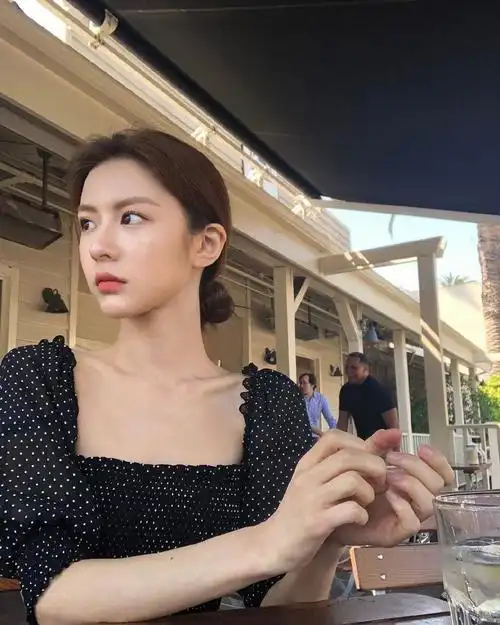 超好看的美女高允真日常生活照图片 – 有意思吧