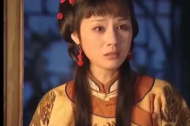 7月16日,《康熙王朝》容妃去世,与导演陈家林同居28年未婚