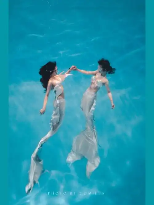 不能错过的水下摄影美人鱼的银色之梦