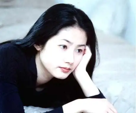 李英爱年轻时有多美大长今已不是颜值巅峰堪称韩国版林青霞