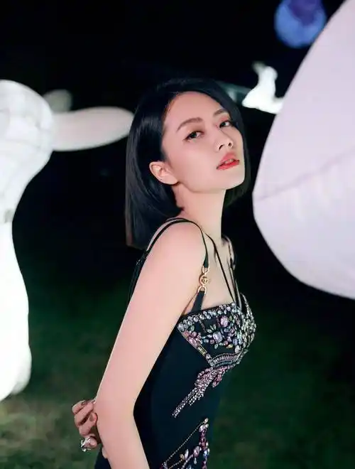 "宝藏女孩""最美快女"- 刘惜君_音乐_客官_共鸣