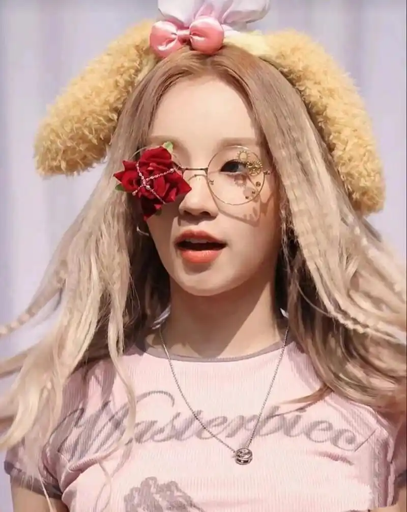 (g)i-dle宋雨琦头像