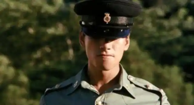 《古惑仔》之后,他在《监狱风云》中扮演了一个暴力十足的典狱长,整天