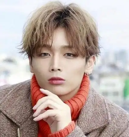 帅气男生定位烫 发质细软扁塌男生必备