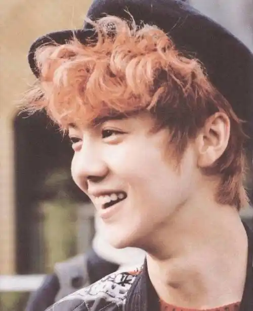 鹿晗重回18岁,全新大片重现exo男团,金发橙色腮红绝了_显得_活力_造型