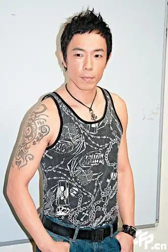 黄贯中否认好友何超仪赶花心陈子聪出家门(图)