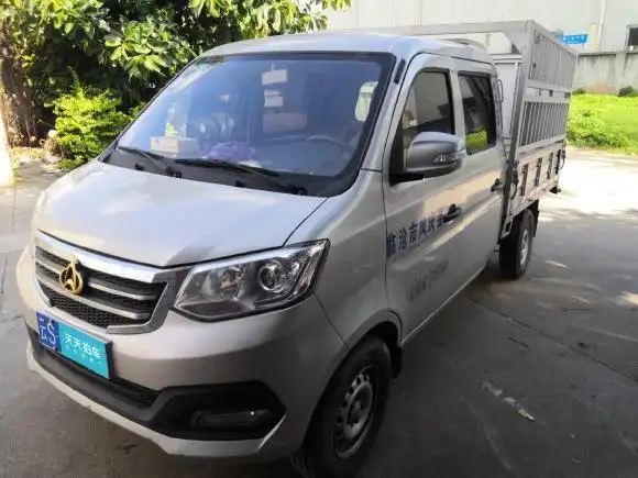 南昌长安跨越新豹t32018款15l中配型双排后单轮标准货箱dk15c