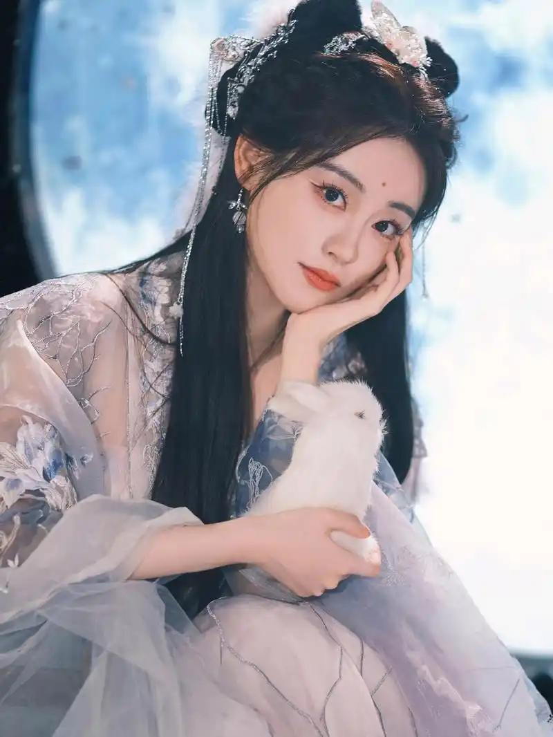 祝绪丹古装造型真是美翻天,仿佛仙女下凡间