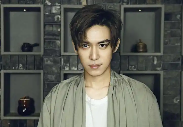 陈楚河现任女友黑帮之子陈楚河的9段情