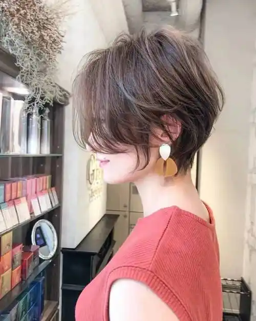 短发女生想烫发,请问冷烫好还是热烫好?为什么?