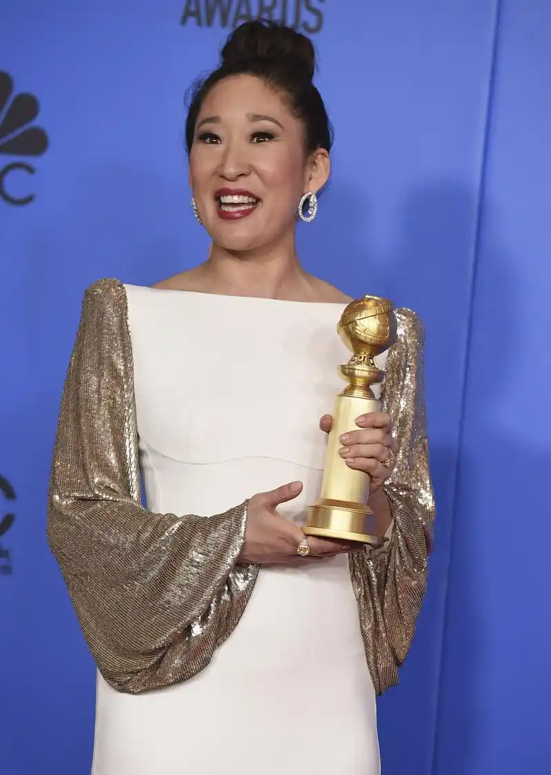 吴珊卓获电视类剧情类最佳女主角(2)