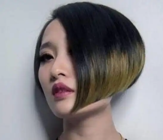时髦短发一边长一边短造型图片(3)