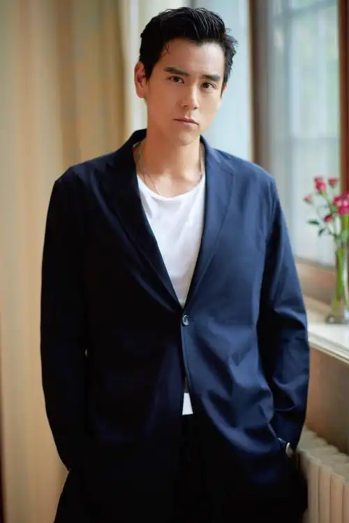 彭于晏:想请抗疫医护人员看《紧急救援》丨明星影院故事_电影