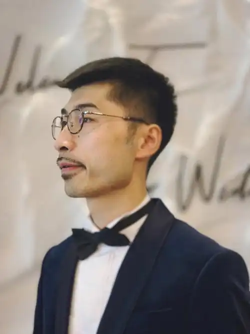 疫情前vs疫情后#西安婚礼主持人胡子先生  #疫情下的生活  #胡子先