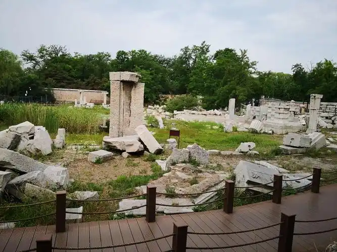 340 圆明园遗址公园