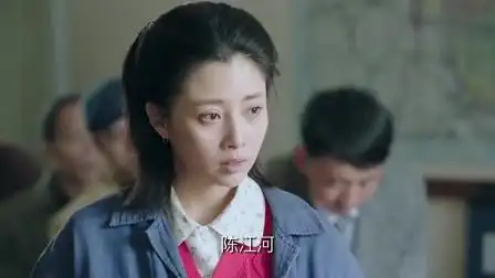 鸡毛飞上天:陈江河成了袜子厂厂长,骆玉珠听后急忙和丈夫离开!