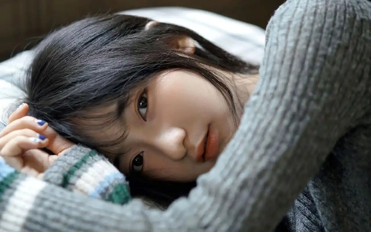 清纯元气美女高清桌面壁纸