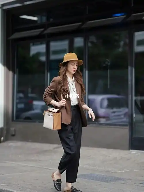 无限回购的萝卜裤!时髦通勤穿搭