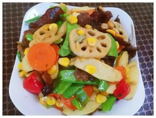 除夕年夜饭家宴,分享几道家常小炒,做法简单不会失手,好看好吃