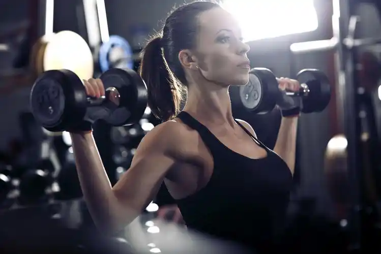 sports,壁纸,高清壁纸人物,健身模特,美女,模特,马尾,娱乐,运动,举重