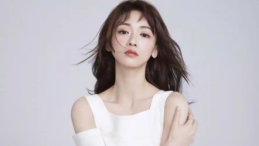 高清女明星mac动态壁纸- 吴谨言,明星壁纸,mac宽屏壁纸,4k壁纸下载mac