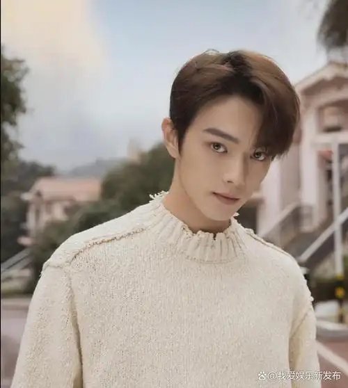 非科班出身的许凯最近几年一路爆红,是什么原因