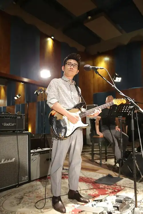 金志文化身音乐导师 带来2016《为爱痴狂》