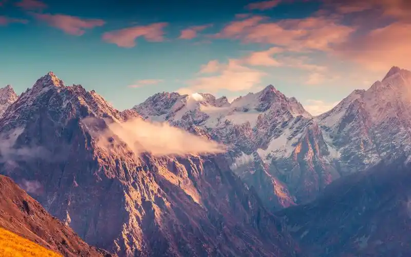 大家在用什么电脑桌面壁纸? - 知乎