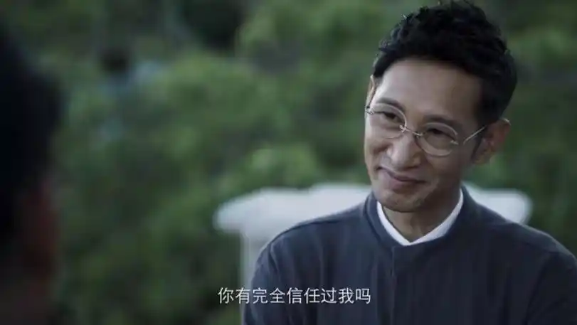 两次在人民日报发文谈表演,老戏骨王劲松获评国家一级演员高级职称